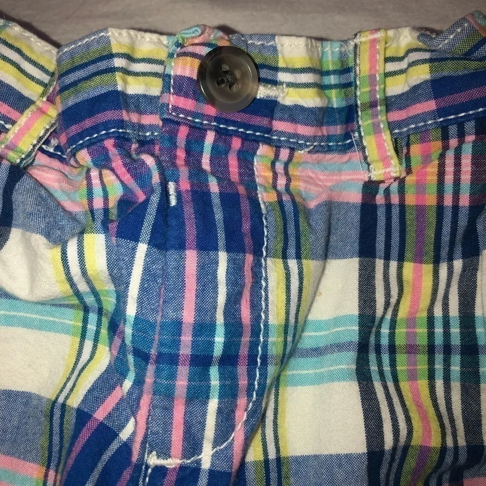 The Children’s place size 2T plaid shorts